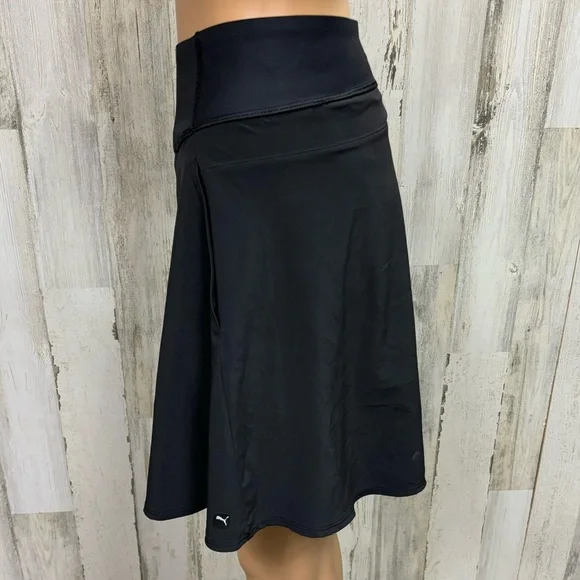 Puma PWRShape‎ Solid Woven Golf Skort - Picture 2 of 9